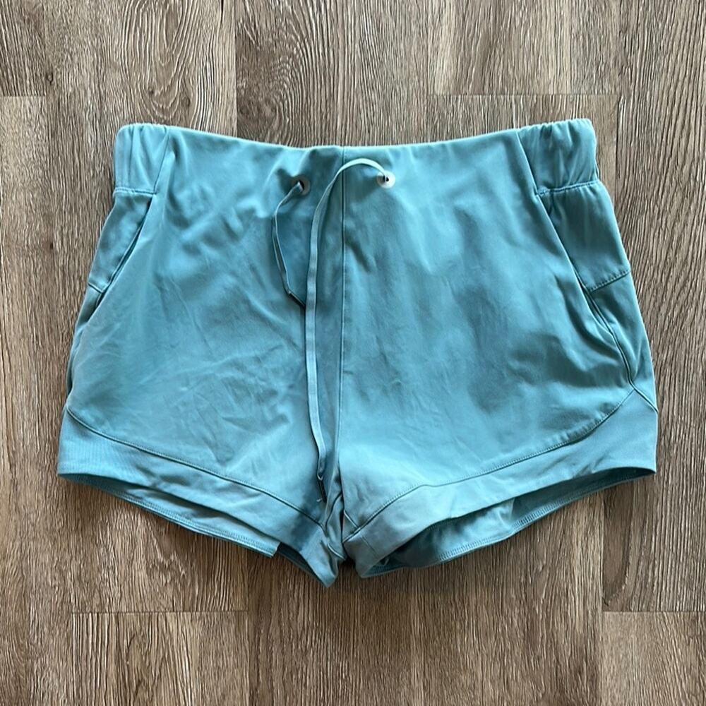 Southern‎ Athletica High Rise Active Shorts Seafoam Size Large